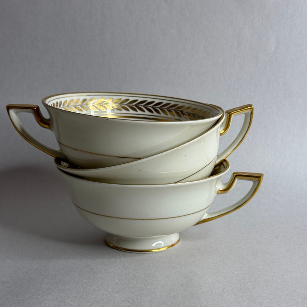 Royal Bayreuth Bavaria Gold Laurel Leaf Teacups‎ Set of 3 Germany